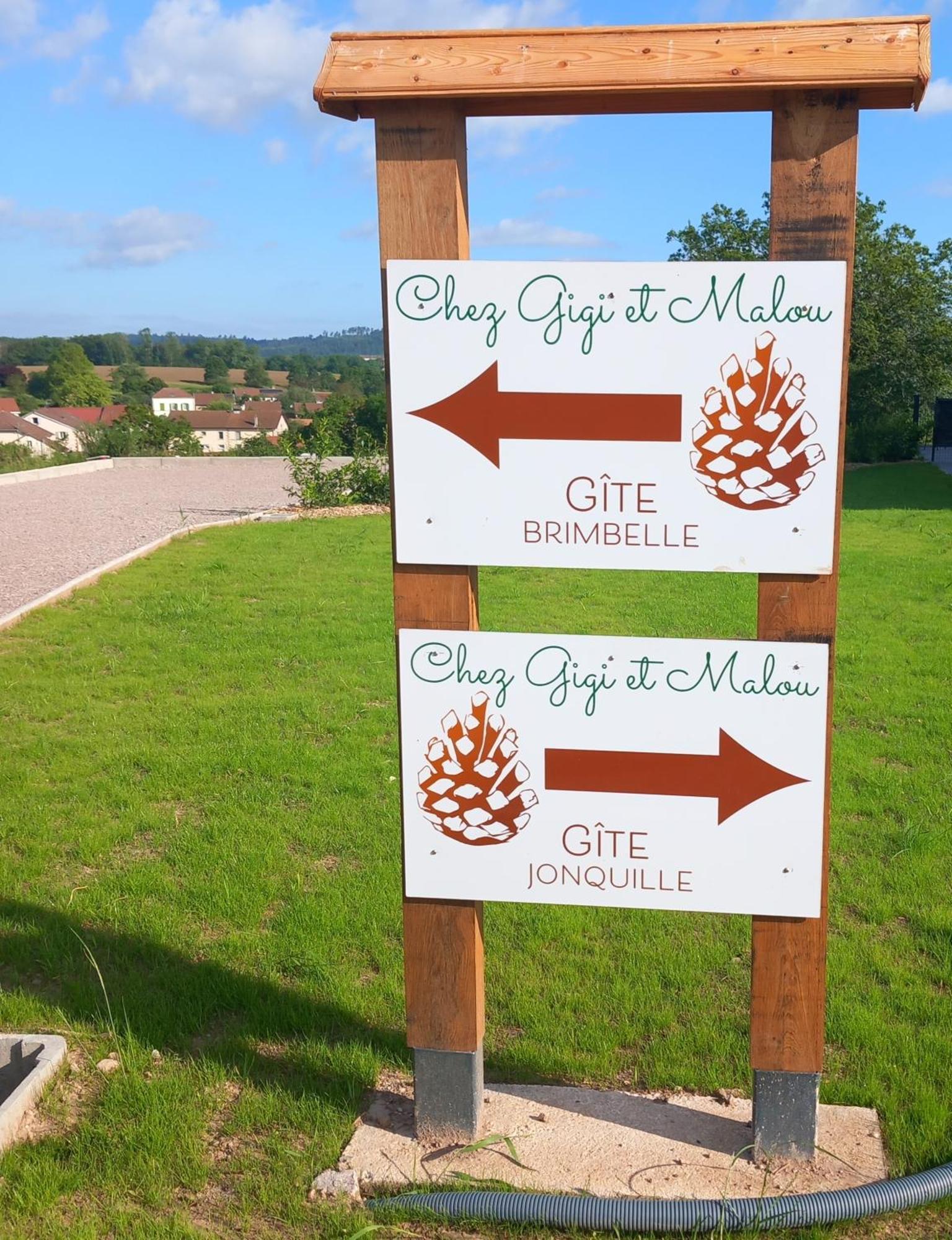 Champ-le-Duc Chez Gigi Et Malou - Gite Brimbelle מראה חיצוני תמונה